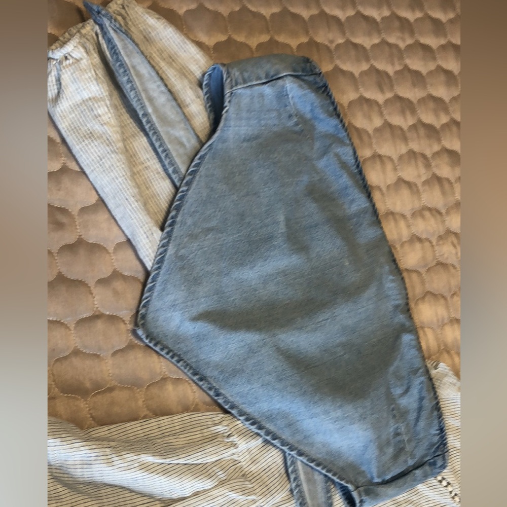 ZARA Chambray Tie Back Crop Top Small Light Wash Denim Open Back Bow Top